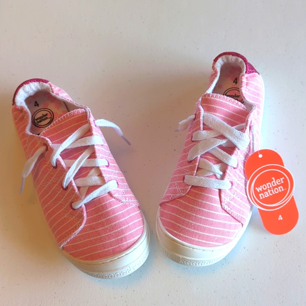 Girls Pink Tennis Shoes Size 4 Brand New Hard to Find